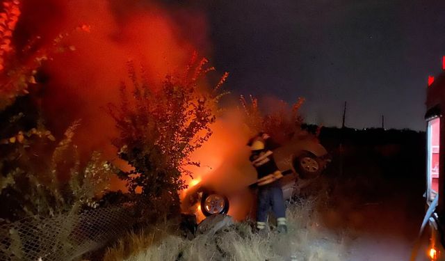 Erzincan’da araç alevlere teslim oldu