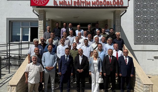 Erzincan'da ilkokul müdürleriyle yeni eğitim öğretim yılı toplantısı yapıldı