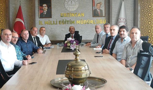 Erzincan'da imam hatip okullarının yöneticileriyle yeni eğitim öğretim yılı toplantısı yapıldı