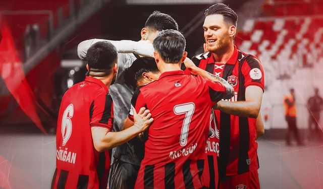 Erzincanspor, transfer tahtasını açarak yeni sezon öncesi lisans işlemlerini tamamladı