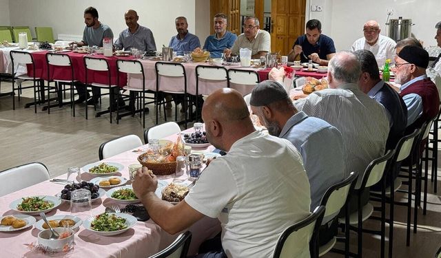 Eğitime Değerli Miras: Erzincan İlim Yayma Cemiyeti'nin 75. Yılı Buluşması