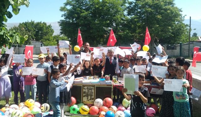 İzzetpaşa Mahallesi’nde Gençlere Eğitim Desteği Geleneği Sürüyor