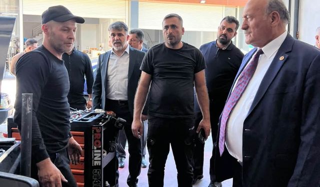 AK Parti’den Yeni Sanayi Sitesi’nde Esnaf Buluşması