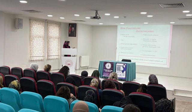 Erzincan'da Personele Meme Kanserinde Erken Tanı Eğitimi