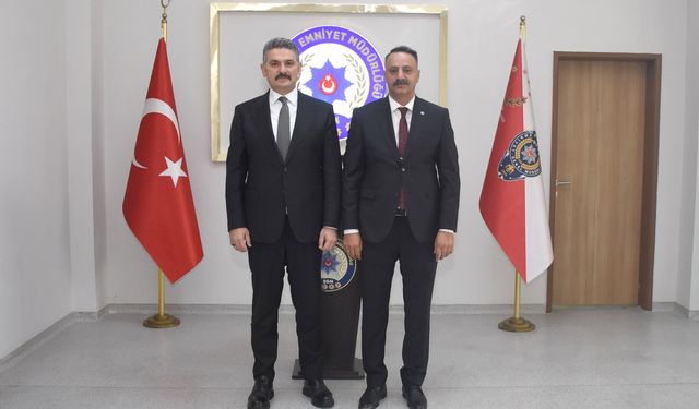 İliç Belediye Başkanı Mehmet Elçi’den Emniyet Müdürü Doköz’e ziyaret