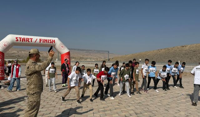 İliç’te Cumhuriyet Coşkusu Cumhuriyet Koşusu’yla Yaşandı