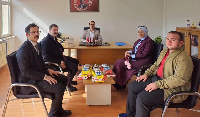 Ülkü Ocaklarından Beşsaray Anaokuluna anlamlı ziyaret