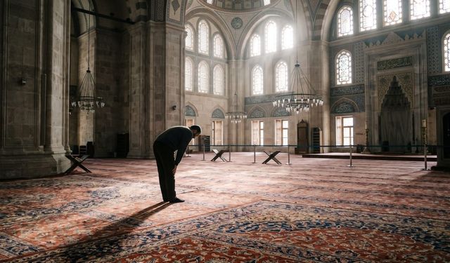 YAŞAM