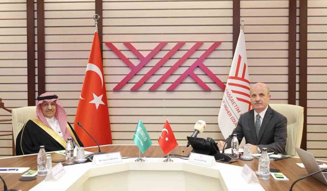 Suudi Arabistan Eğitim Bakanı Türkiye'de Görüştü