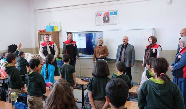 Erzincan’da İlkokul Öğrencilerine Organik Tarım Eğitimi