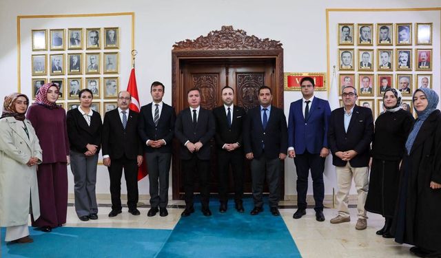 Yeşilay’dan Vali Aydoğdu’ya ziyaret