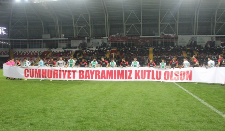 Anagold24 Erzincanspor - Bursaspor Maçı 2022