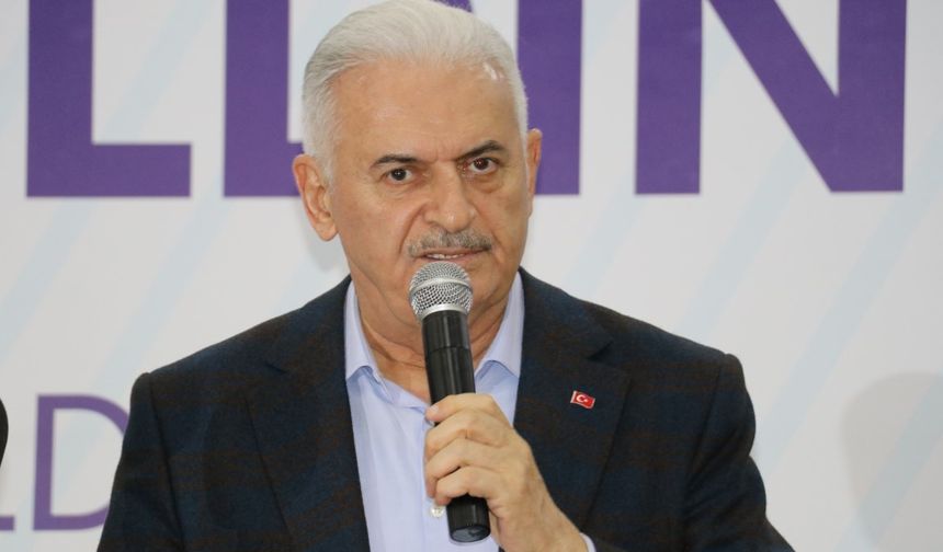 Binali Yıldırım iftarda Erzincanlılar ile buluştu