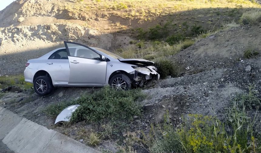 Erzincan’da trafik kazası: 1 ölü, 3 yaralı