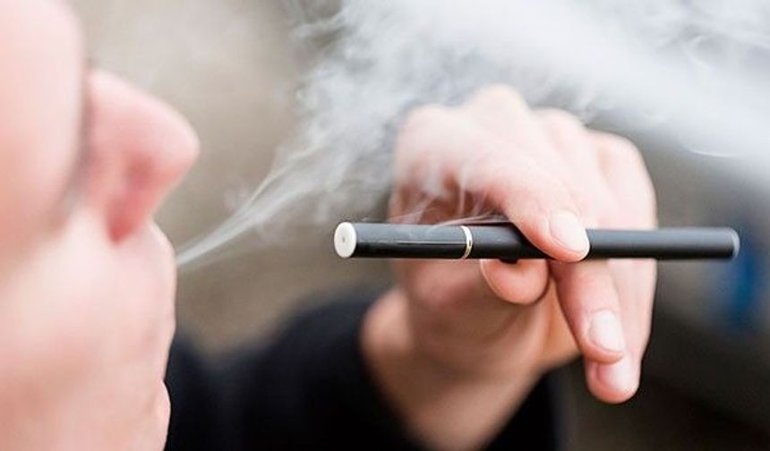 Klasik ve elektronik sigarayı birlikte tüketmeyin!