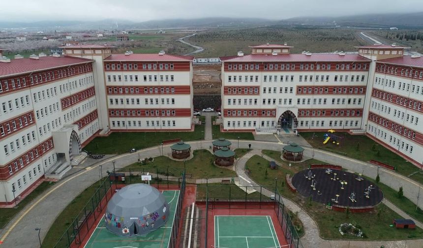 Üniversiteliler İçin Yurt Başvuruları Başlıyor!