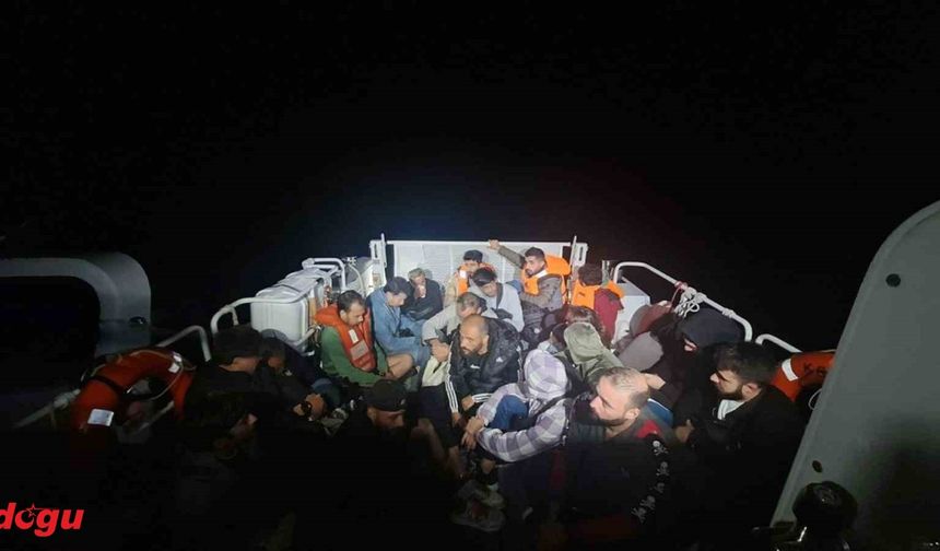 Datça’da 22 düzensiz göçmen kurtarıldı