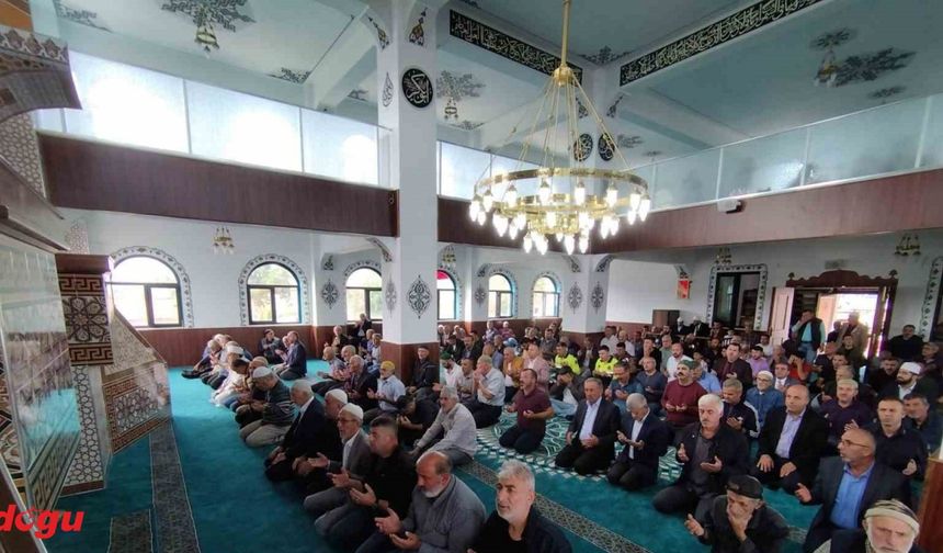Panayır Cami ibadete açıldı