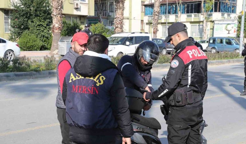 Mersin polisinden şok uygulama: 8 çalıntı motosiklet ele geçirildi, 13 şahıs yakalandı