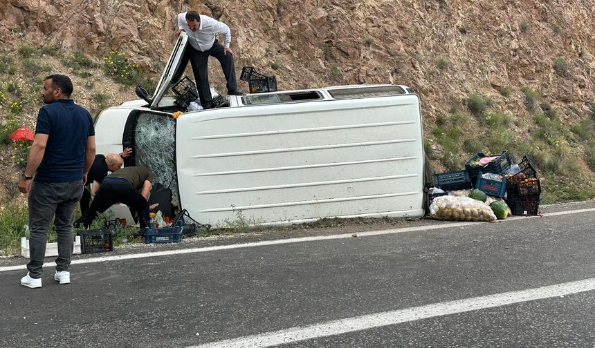 İliç-Kemah karayolunda meydana gelen kazada 1 kişi yaralandı