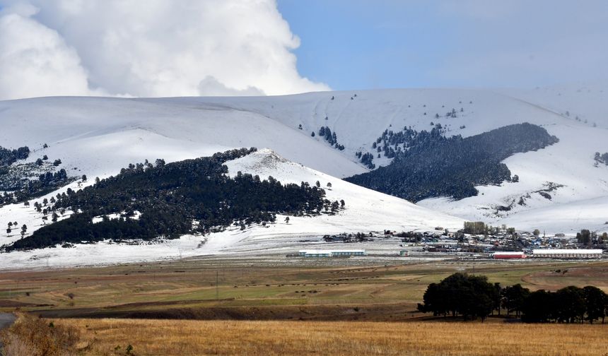 Kars'ta kar ve soğuk hava etkili oldu