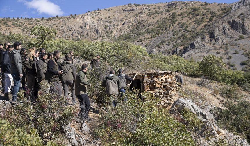 Tunceli'nin dağlarındaki kaçak avcıların kulübeleri yıkılıyor, yaban hayatı korunuyor