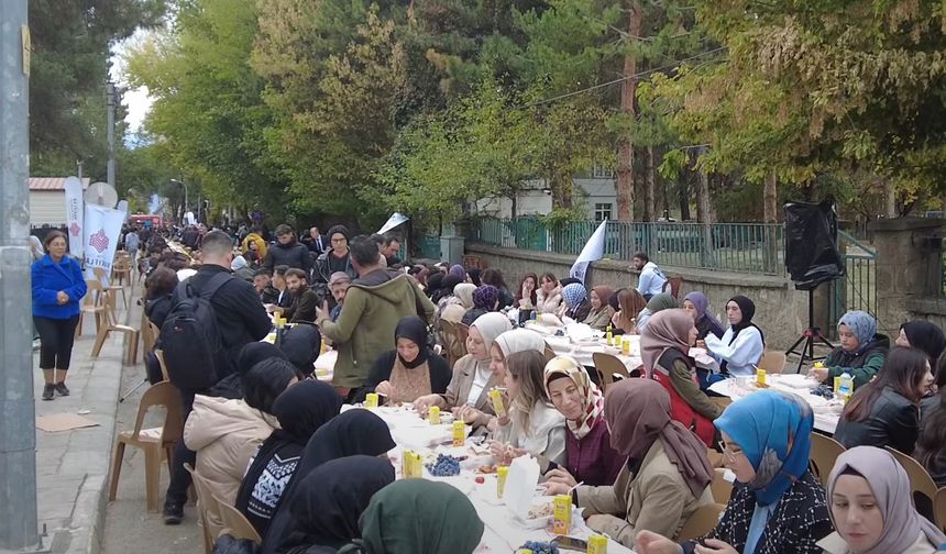 Amaç, düşünce güzel, sonucu ise içler acısı bir kahvaltı