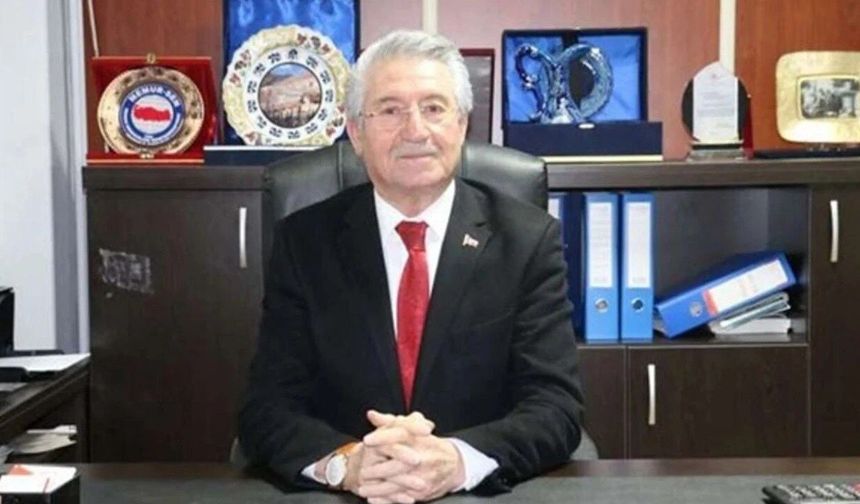 Eski Vekilin Kaleminden: "Depremi Ancak Yaşayan Bilir"