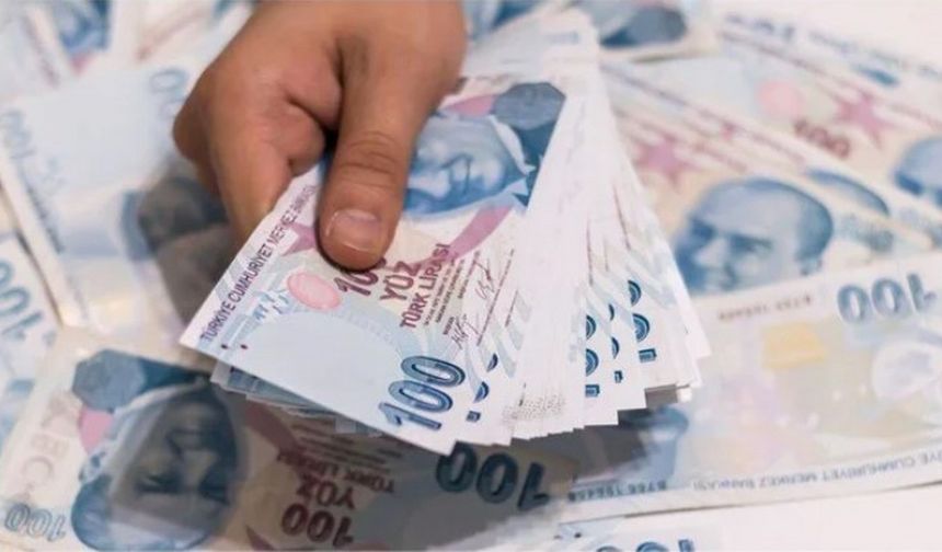 Üst düzey bürokrata 30 bin lira zam yolda, memur kapsam dışı