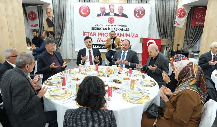 MHP Erzincan iftar programında buluştu