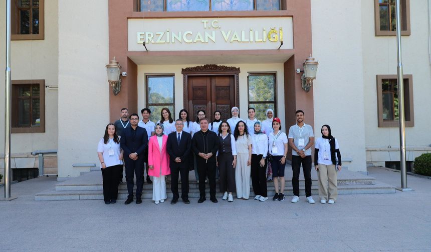 12 Ülkeden Gelen Öğrenciler Erzincan’da Türkçe Öğreniyor