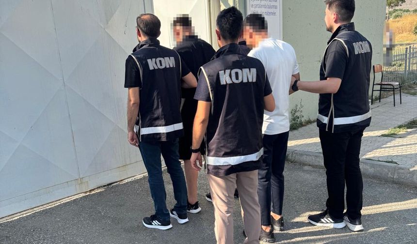 Erzincan’da Tefecilik ve Şantaj Operasyonu: İki Kişi Tutuklandı!