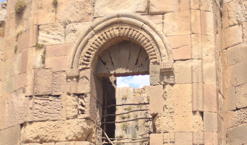 Höğeng (Oğulveren): Tercan’ın Tarihi ve Kültürel Hazinesi