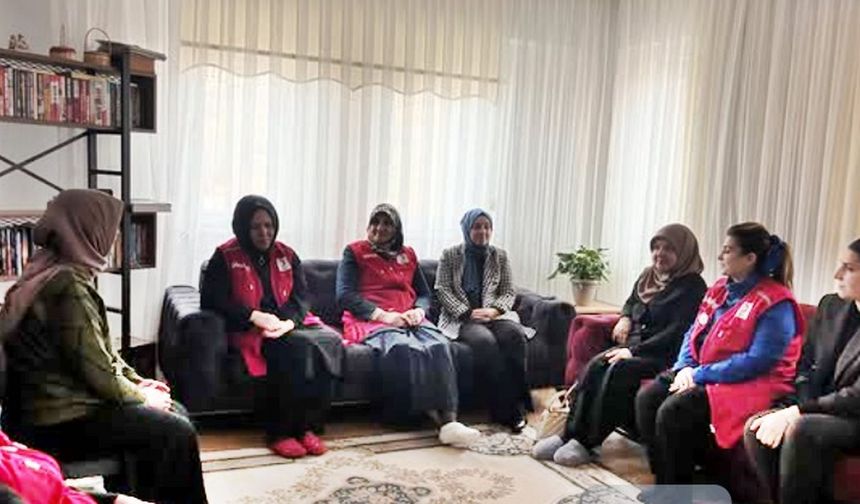 Üzümlü’de Kapılar Bir Bir Çalındı