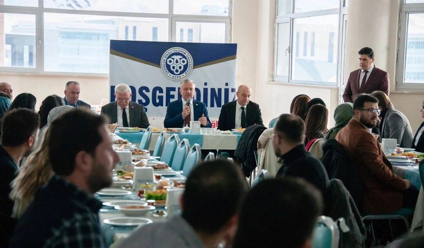 EBYÜ’de Mezunlar Geri Döndü