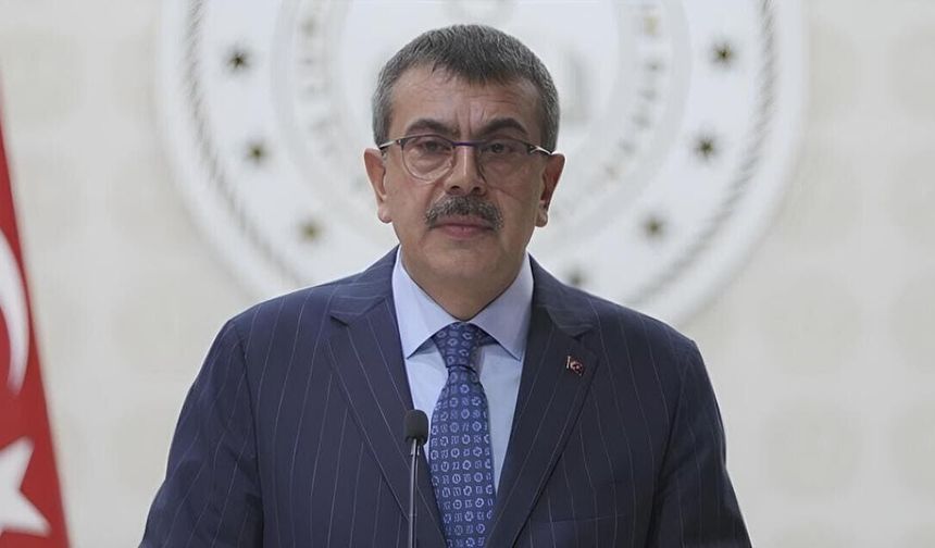 Okullarda Serbest Kıyafet Neden Kaldırıldı?