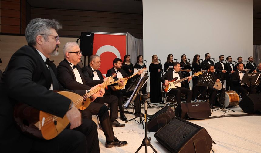 Erzincan’da Kurtuluş Coşkusu Türkülerle Yaşandı