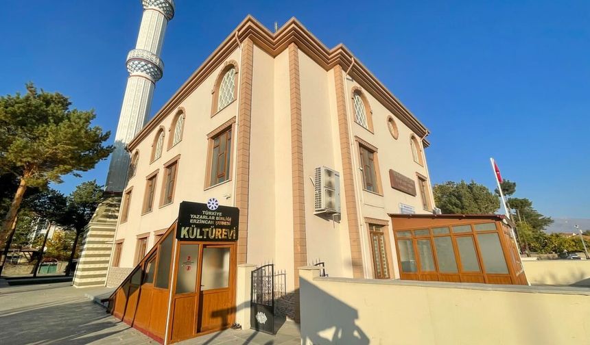 Edebiyat Ve Maneviyat Erzincan’da Buluşuyor