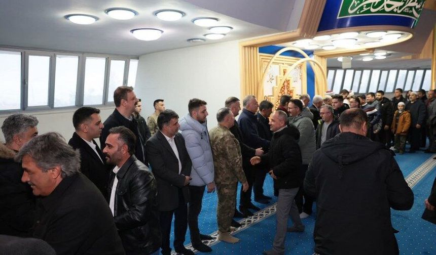 Erzincan’da Bayram Coşkusu: Terzibaba’da Gönüller Birleşti