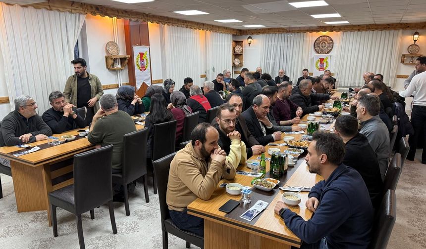 Erzincan’da Gazeteciler Ramazan İftarında Bir Araya Geldi