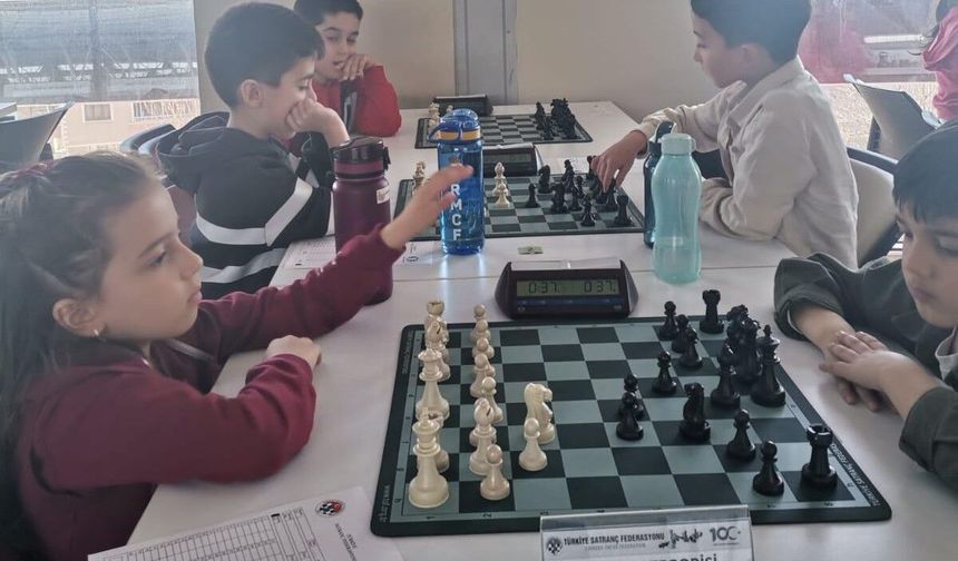 Satranç Turnuvası Büyük İlgi Gördü