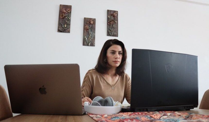 Erzincanlı Ev Hanımı Yapay Zekayla Dijital Üretime İmza Atıyor