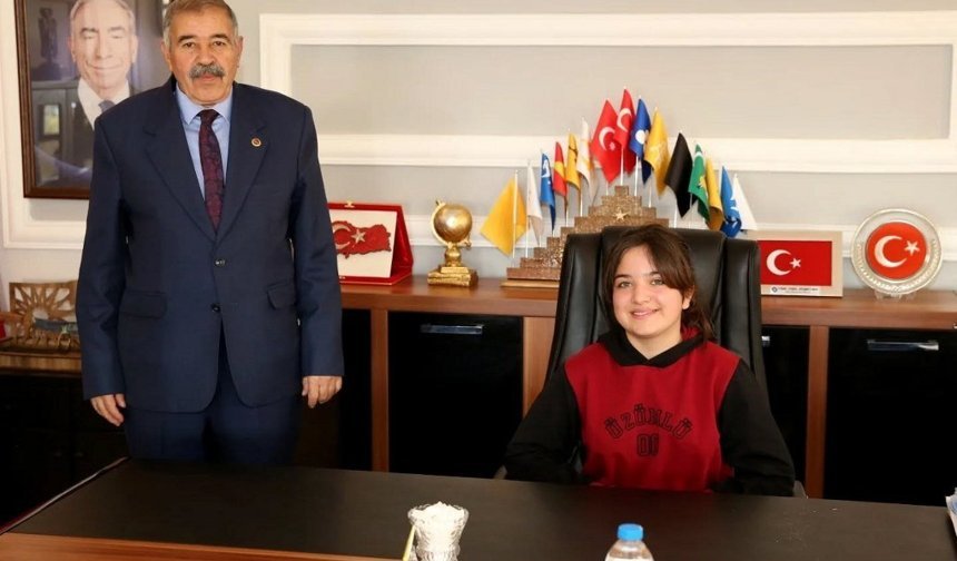 Çocuklar Makamı Devraldı