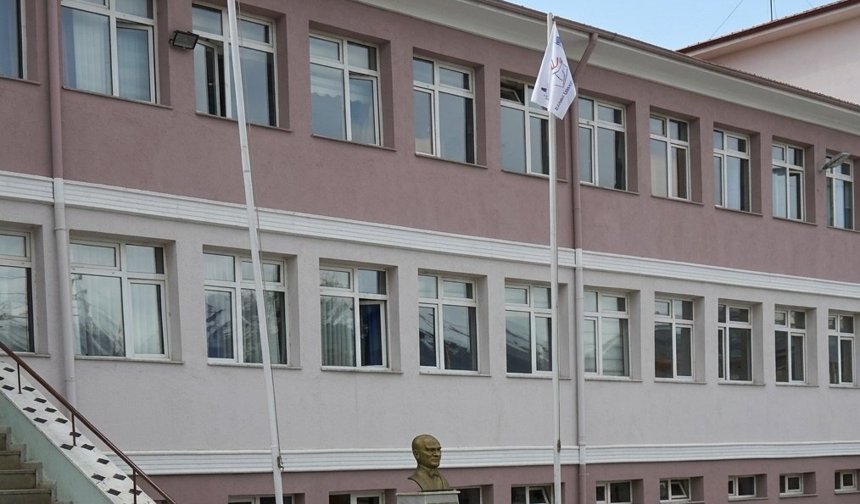 Erzincan’da Okul Saldırısı İddiası! Şüpheli Gözaltında