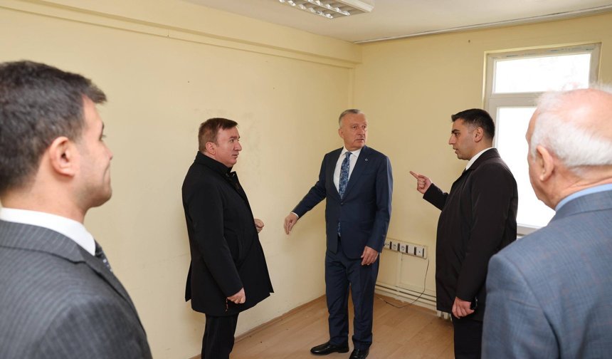 Ordu Caddesi’nde Kütüphane Hazırlığı