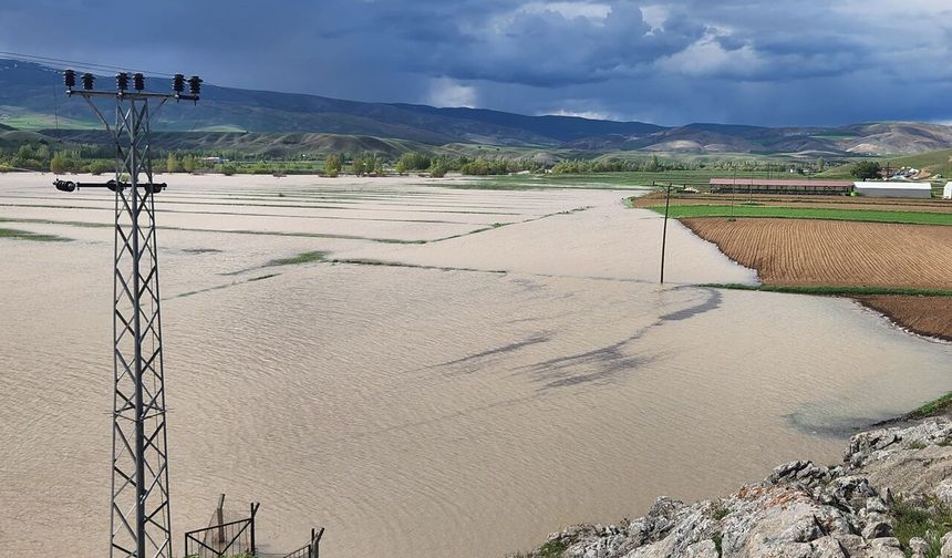 Karasu Taştı, Tarlalar Sular Altında