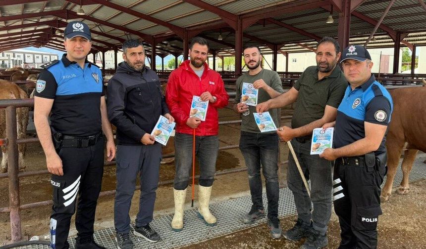 Polis Ekipleri Kurban Pazarında Olası Tehlikelere Karşı Devrede!
