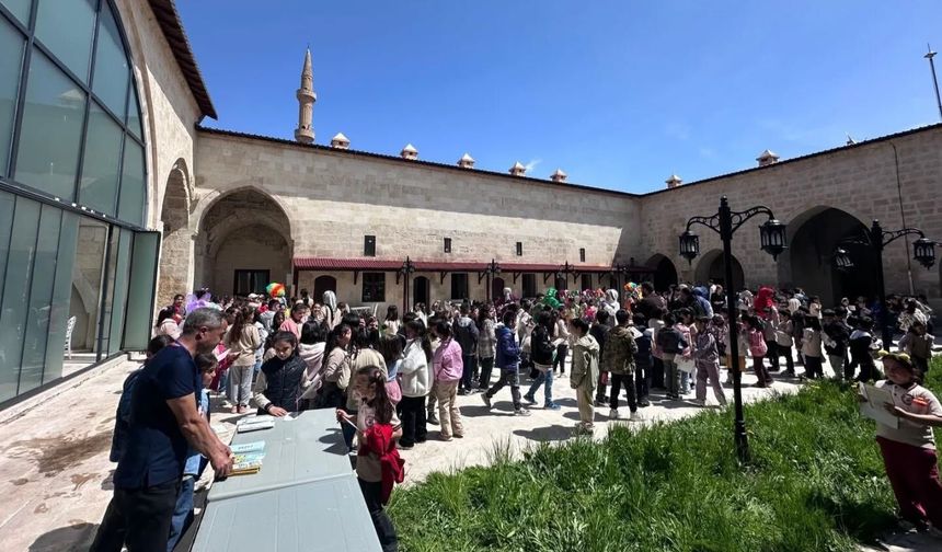 Tercan’da Çocuklara Sağlık Eğitimi