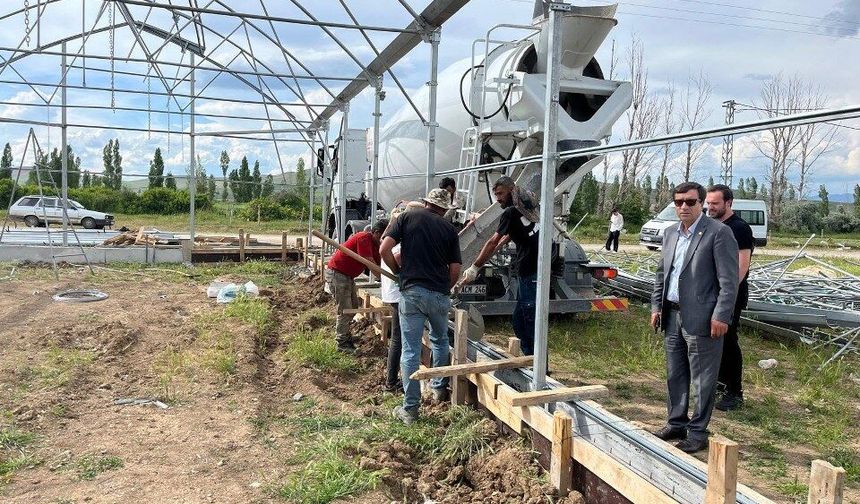 Çayırlı’da Seralara Betonlama