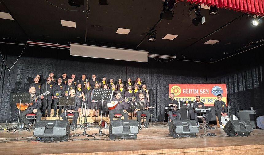 Eğitim Sen Erzincan Şubesi’nden Koro Konseri